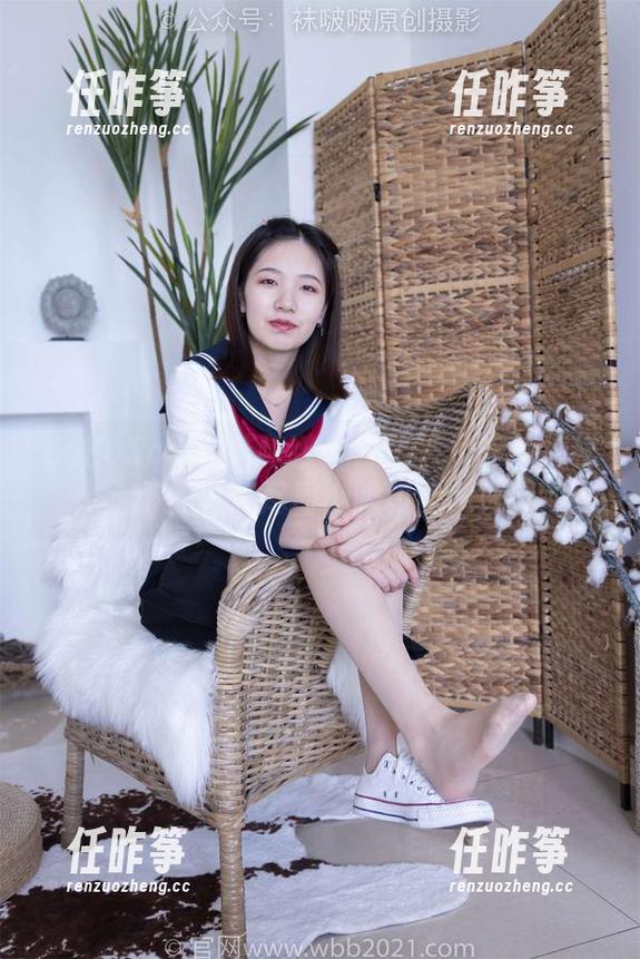 BoBoSocks袜啵啵 - 踩脚裤大作战!稚予的写真尽显小腰和大气场-任昨筝 BoBoSocks袜啵啵 - 踩脚裤大作战!稚予的写真尽显小腰和大气场-任昨筝