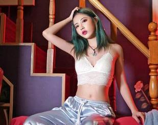 Feilin嗲囡囡 - 收好这份：陈雅漫VICKY的夏日写真集，赶紧下载吧，别等到冬天了！