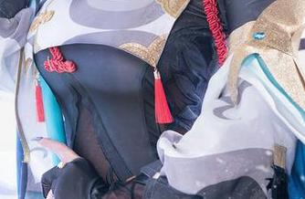 HaneAme雨波女王：不怕淋湿，只怕没看够这组写真cos！