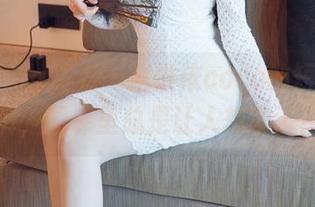 HuaYang花漾 - 赵惟依coco的短袜配短裤，图库里总是让人想多了？