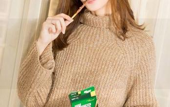 KelaGirls克拉女神 - 抢先体验兰喏的足影图册免费下载，指尖轻触，腿毛都想抬起来炫耀