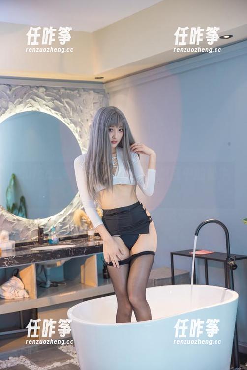 Luisa_零纱 Luisa_零纱牛仔风?最新原图中的奶牛真让人眨眼!