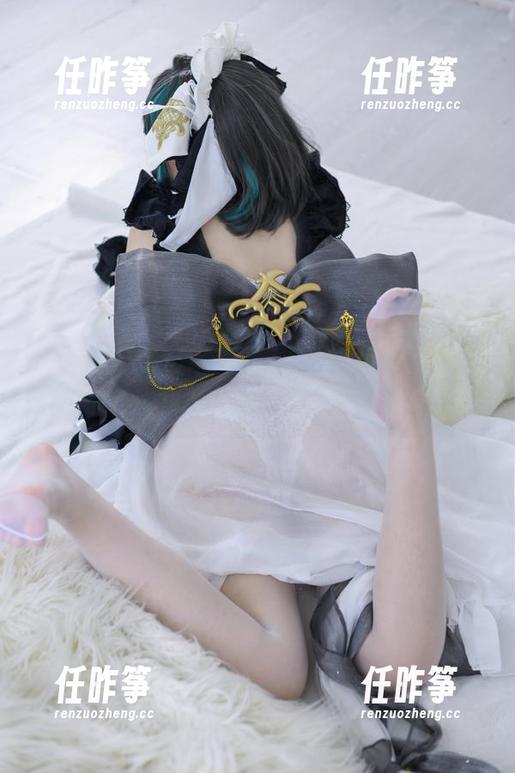 PAKI草莓酱 开始怀疑自己审美了,PAKI草莓酱这次的最新图集真可爱,但我能认同吗?