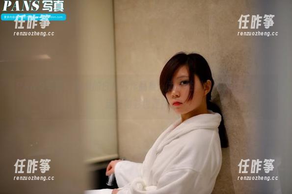 PANS写真 - 晨晨的白衬衫作品集:为了达到“吃货”认证,她这白衬衫也是拼了…-任昨筝 PANS写真 - 晨晨的白衬衫作品集:为了达到“吃货”认证,她这白衬衫也是拼了…-任昨筝