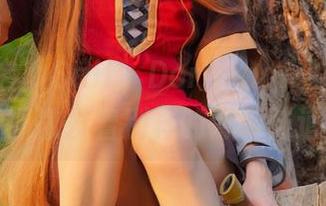 粉色签名,Sally Dorasnow的写真原图散发着别样的青春味道