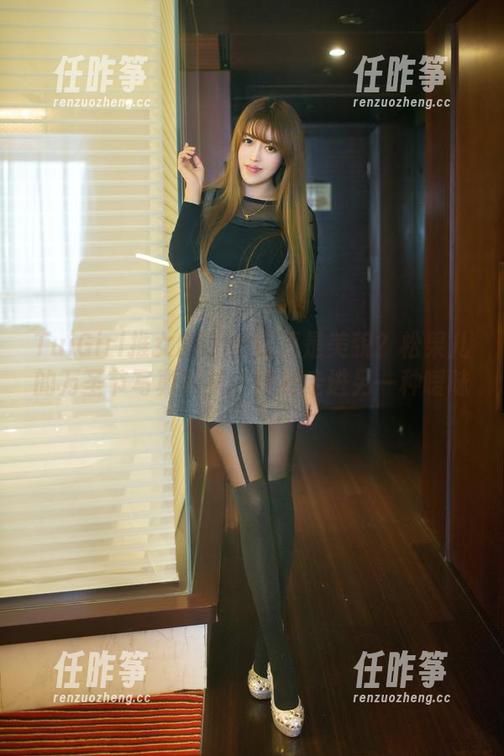 TuiGirl推女郎-松果儿 TuiGirl推女郎 - 素颜还是美貌?松果儿的万圣节写真图集,带我走进另一种暧昧。