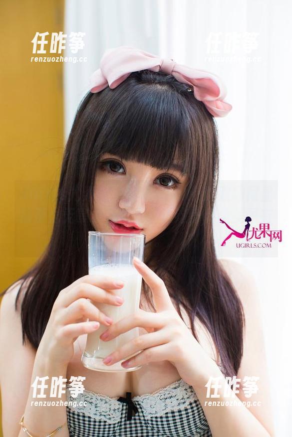 UGirls尤果网 - 禅叽zankii的双马尾显得那么无辜，根本不承认这身私房美图有多撩。-任昨筝