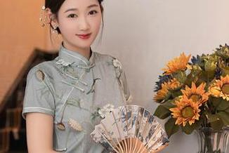 Xiuren秀人网 - Betty林子欣：班级的美图日常，校服透出的青春气息
