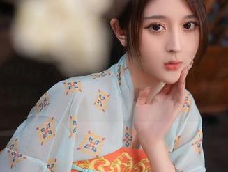 Xiuren秀人网 - 这组泳池写真，会飞的小虎牙的“虎牙”恰如其分，特别吸睛