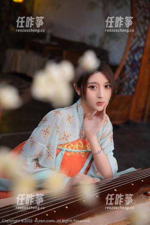 Xiuren秀人网 - 这组泳池写真，会飞的小虎牙的“虎牙”恰如其分，特别吸睛-任昨筝
