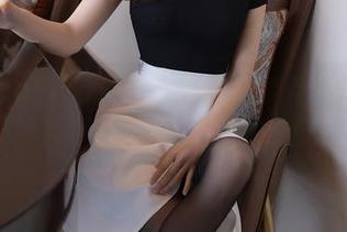 Xiuren秀人网 - 草莓zz的神奇牛仔裤美图，突如其来的灵感，你们准备好了吗？