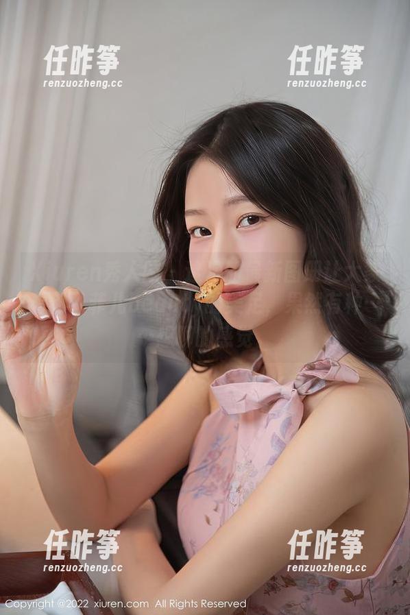 Xiuren秀人网 - 这次的最新图册让大家看到了菲儿beauty的美足，果然有种……想聊的感觉。-任昨筝