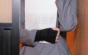 Xiuren秀人网 - 趁热拿铁latte与豹纹，写真合集总有种魔力让我不停翻阅
