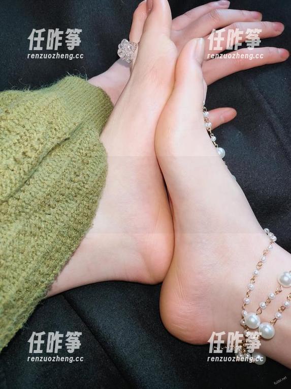 YuYu超甜丫 微密圈 - 网盘里的YuYu超甜丫运动合集,用每一个动作都在跟我说:“快起来!”