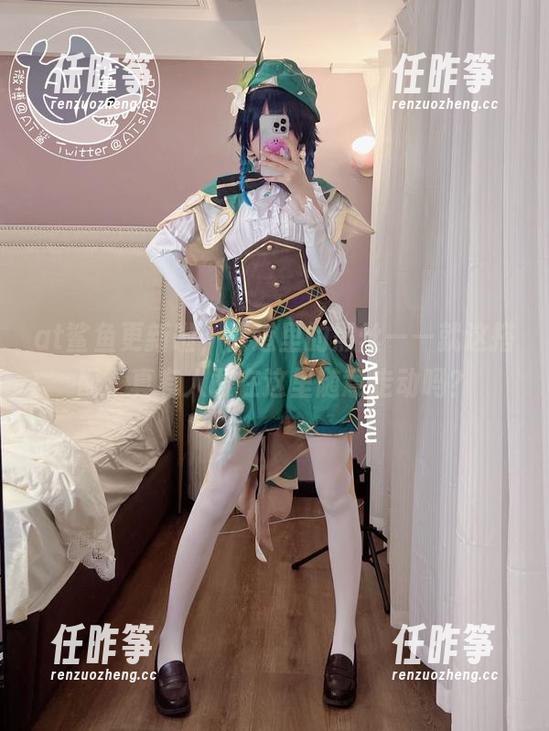 at鲨鱼更新啦，楼道里的黑丝——就这搭配，真有人敢在这里随意走动吗？