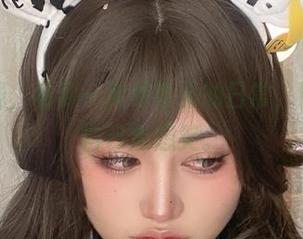 美图在线，看到一笑芳香沁的日常，突然觉得自己也想笑。