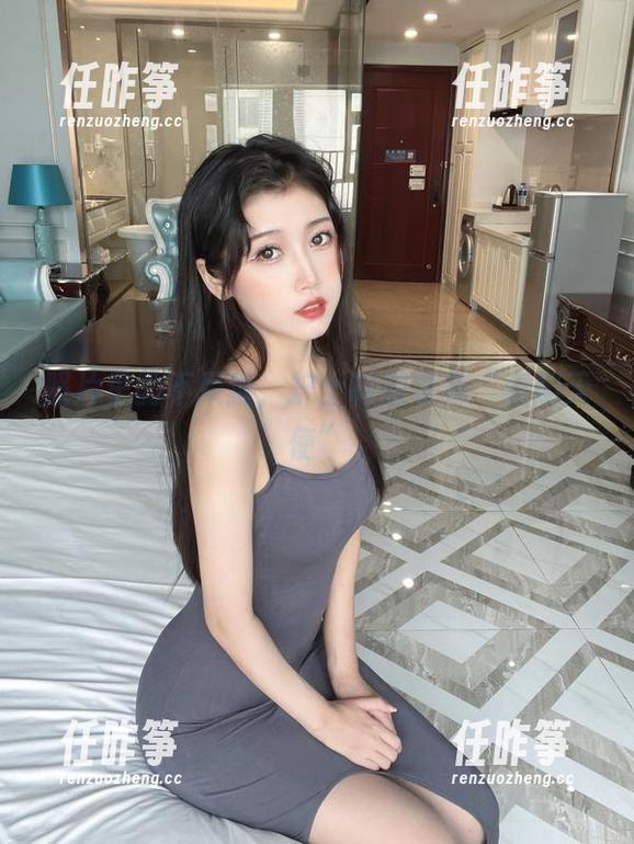 照片里的不呆猫,护士制服变身“逗趣天使”-任昨筝 照片里的不呆猫,护士制服变身“逗趣天使”-任昨筝