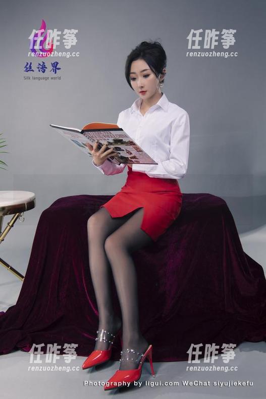丽柜 - 凉儿的精选写真，泳衣穿得比我夏天的想法都大胆！-任昨筝