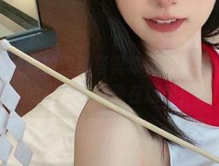 看，倦倦喵的汉服写真集，像是一场温柔的漫步，资源在这里！