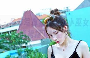 嗲囡囡 - 吊带写真集：流氓小巫女给你解读裙摆下的暗淡