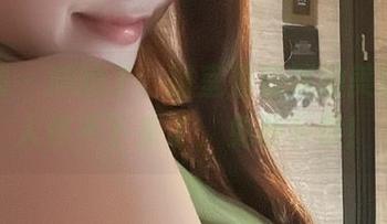 微密圈 - 尴尬了，浴室里奶雯的美图太让人停不下来了，免费下载！