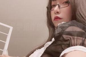 如果不看小泉学姐吖的黑丝更新，我会后悔的
