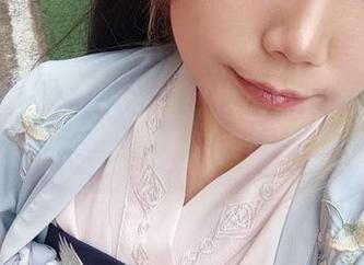 巴鲁巴鲁BaRu全集：这西雅图礼服也太饱满了，能让人眼前一亮！