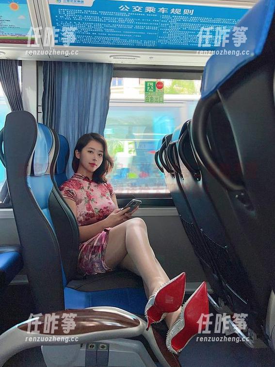 微密圈 - 豹纹上身！张老师第二春的美图大赏，免费送给无聊的你！-任昨筝