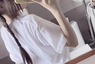 幽幽扭一扭：摇摇乐yoyo的Fantia-2021会员，满满的写真资源待挖掘
