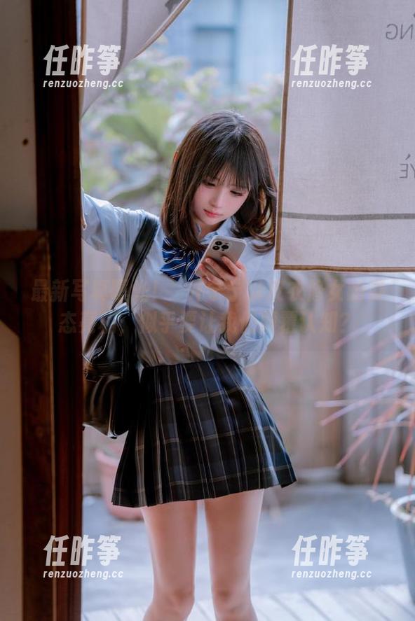 最新写真曝光！桜井宁宁以皮衣修女的姿态亮相，似乎要让我们颠覆认知？-任昨筝