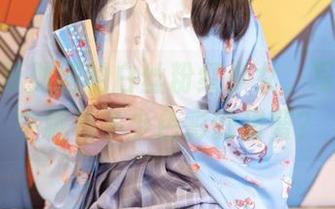 原来森萝财团的白丝粉红少女，写真图集中藏着多少色彩的甜蜜？