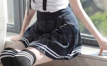模范学院 - 观看唐琪儿Beauty的另类视角：写真籍里竟然有奶牛的神秘影子。