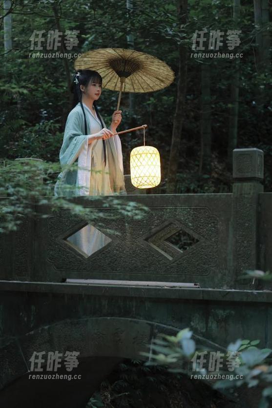 白莉爱吃巧克力 不平凡的套图分享,白莉爱吃巧克力和明日香,带你走一遭吧!