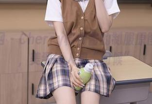 秀人网 - Cherry樱桃酱的制服原图合集，美到让人想“问候”