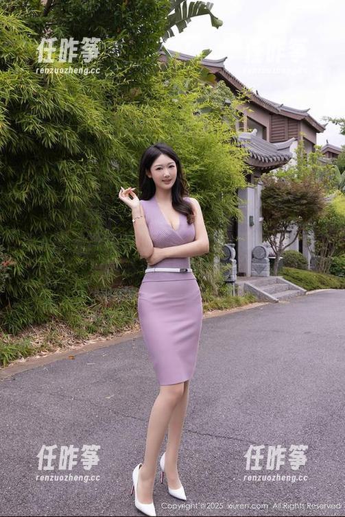 秀人网-何梦兮Stacy 秀人网 - 图库里的油亮女神:何梦兮Stacy,以高清质感刷新你的认知!