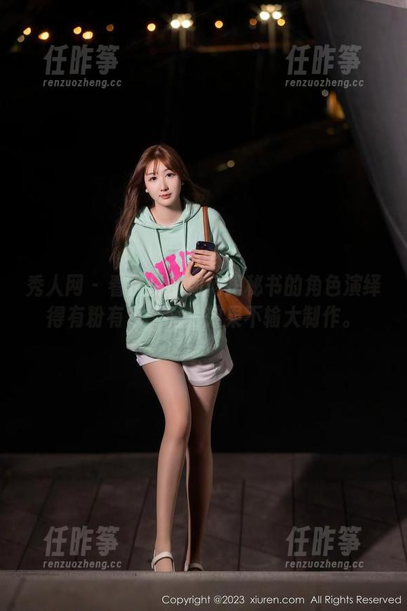 秀人网-悦悦姐 秀人网 - 看悦悦姐如何把秘书的角色演绎得有粉有色,图片效果不输大制作。