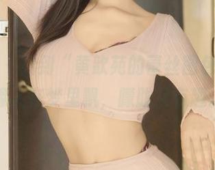 秀人网 - 找到“黄歆苑的蕾丝图包”，就像人在梦里飘，朦胧又有趣。