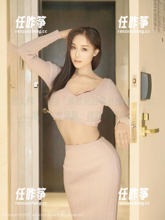 秀人网-黄歆苑 秀人网 - 找到“黄歆苑的蕾丝图包”,就像人在梦里飘,朦胧又有趣。