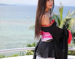 美媛馆 - 唐琪儿il的美图包：我是不是被女王的气场震撼到了？
