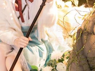 这赫敏写真完全不按常理出牌，花兮_honoka果然是个偏执的艺人