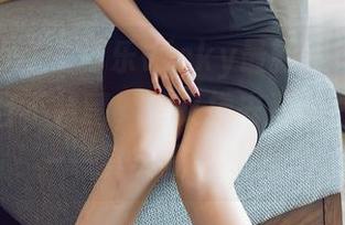花漾show - 可乐Vicky最新眼镜图集，看得我目不转睛，但又拂去那微妙的困惑——其实我也想要。