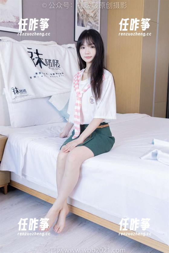 袜啵啵-小甜豆 袜啵啵 - 小甜豆在户外:在线写真里的不那么严肃时间