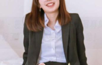 袜啵啵 - 差点被稚予的护士装写真集“治好了”我的单身烦恼，哈哈！
