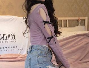 袜啵啵 - 找到了稚予的天鹅绒黑袜，私拍后的每一个细节都像一幅难以忘怀的美图。