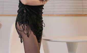 修女写真分享，黏黏团子兔的神秘与纯真交织